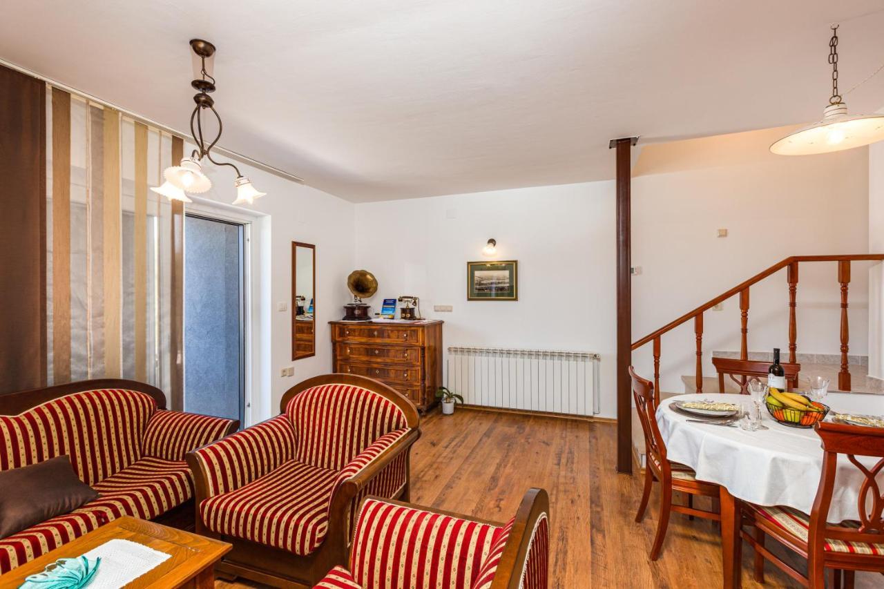 Bonihome Apartments Punat Extérieur photo