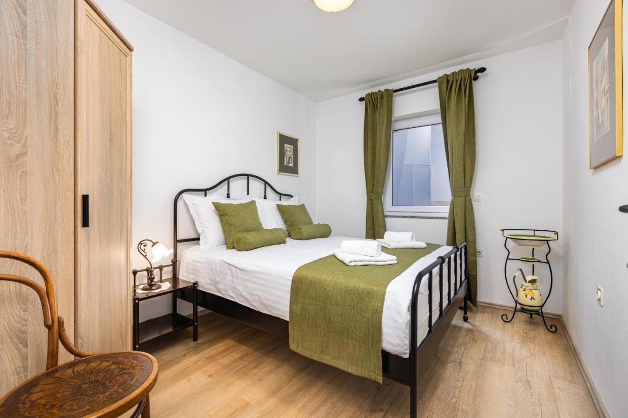 Bonihome Apartments Punat Extérieur photo
